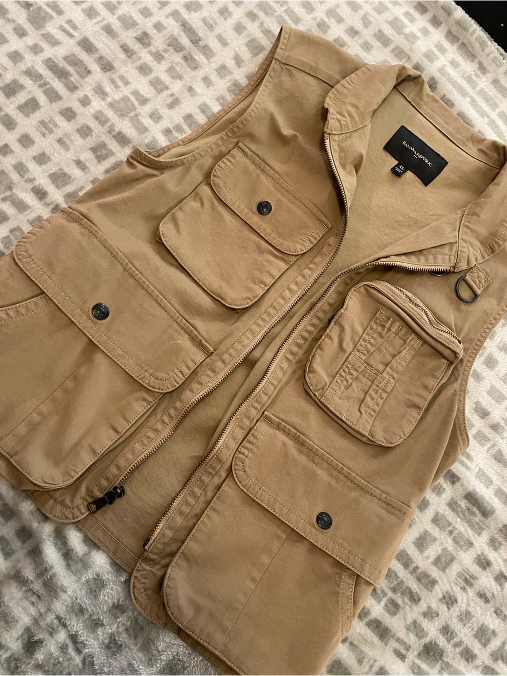 Banana Republic Khaki Multi-Pocket Utility Vest